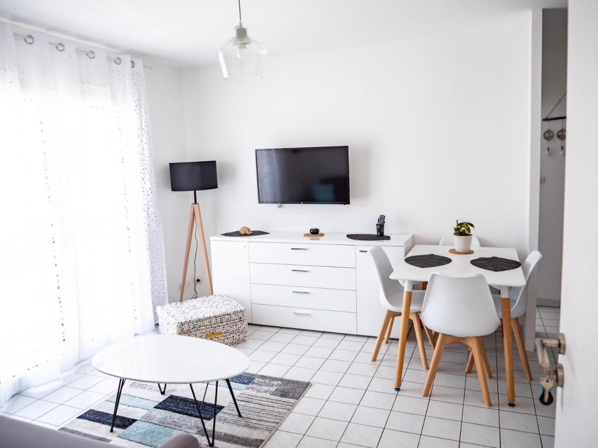 Club House 2 & 3 Centre Apartamento